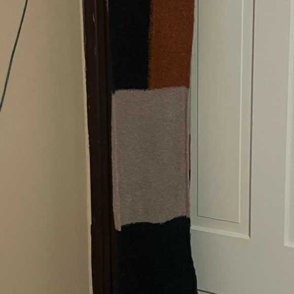 Bickley t Mitchell Wool & Alpaca And Other Blend Materials Scarf - Picture 7 of 9